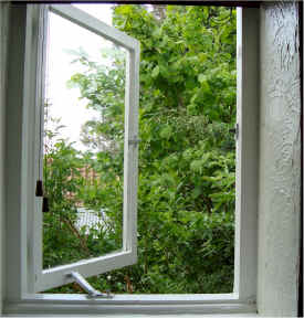 my window at Walsingham.jpg (481154 bytes)