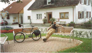 german village.jpg (121339 bytes)